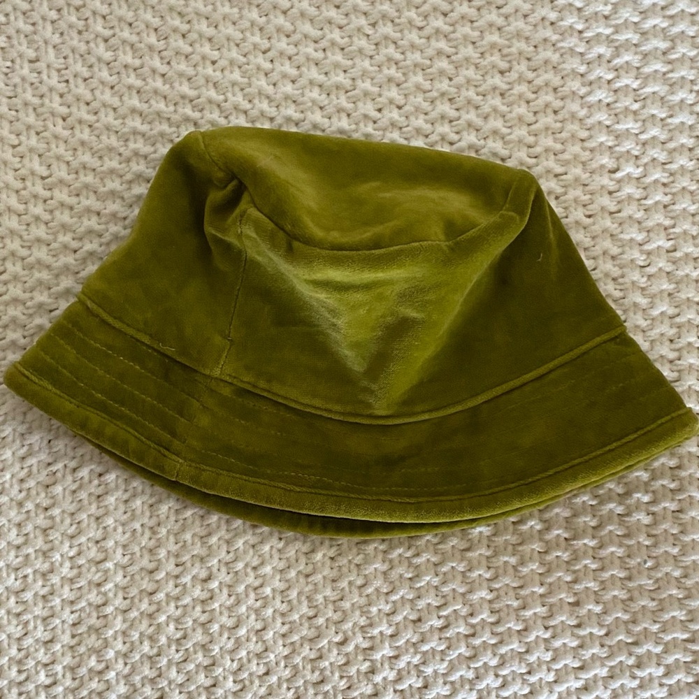 Reversible green and purple hat